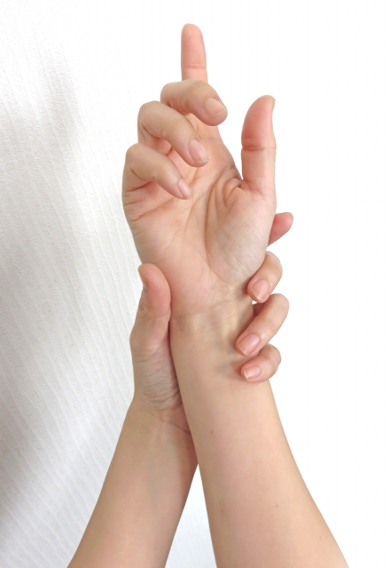 腱鞘炎チェック 小指側：特定の痛みの原因